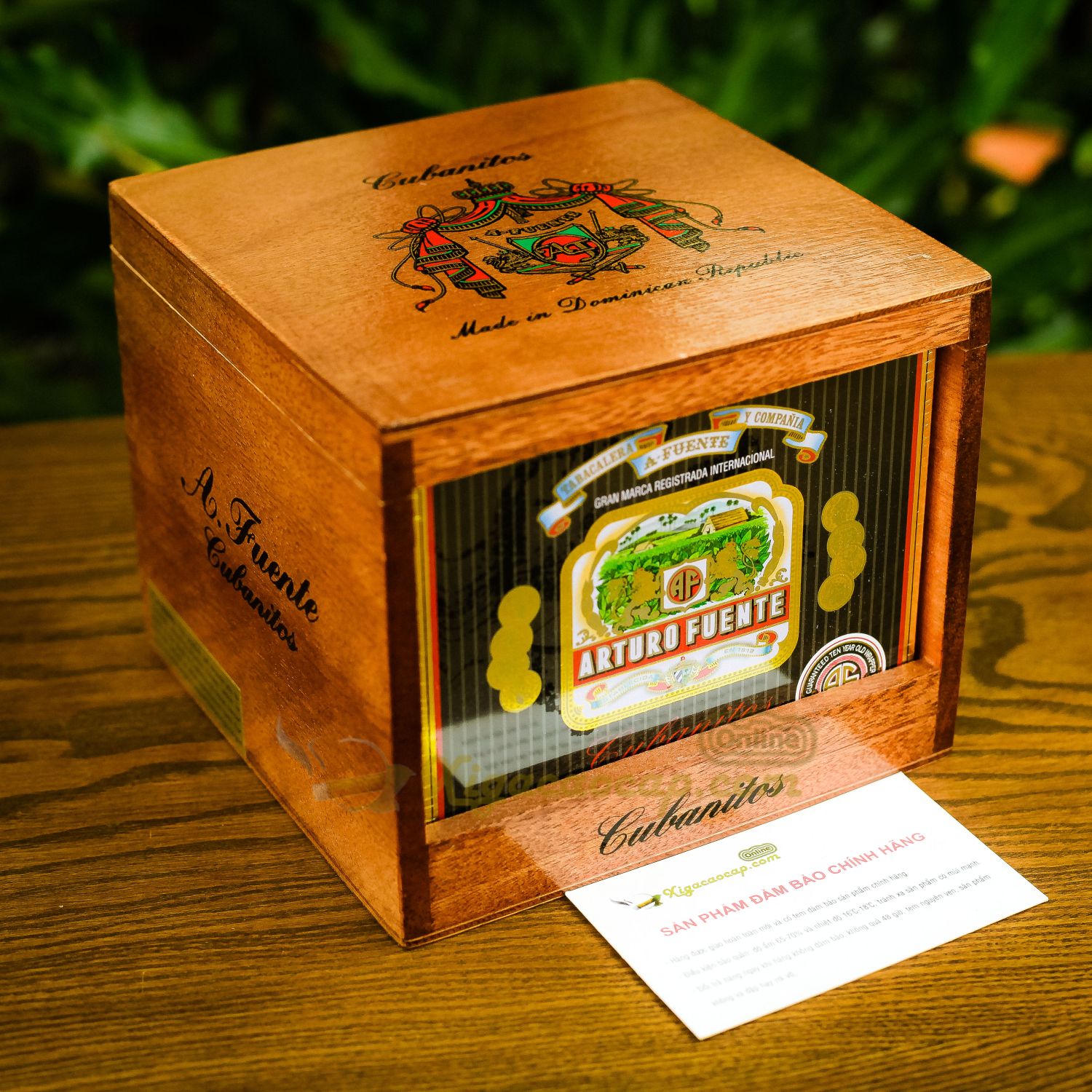 Hộp xì gà gỗ lớn Cubanitos với 10 hộp thiếc