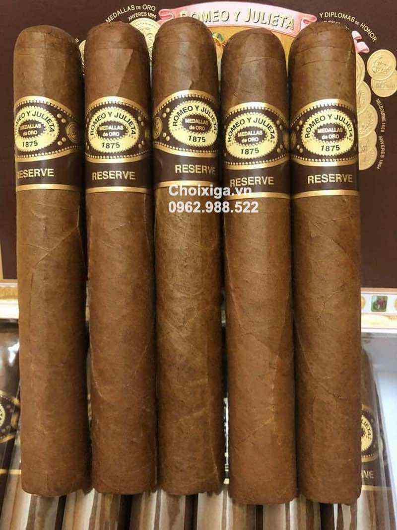 Xì gà Romeo y Juileta Reserve Toro - Hộp 27 điếu